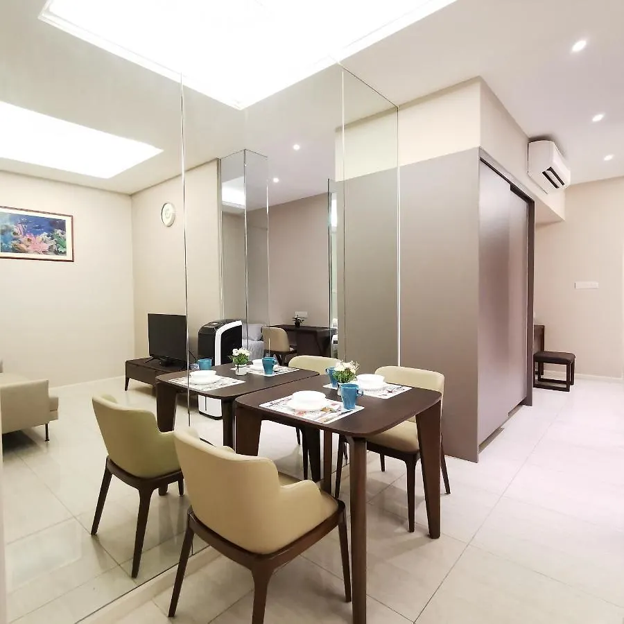Sky Pool Luxury Suite 2-4Pax At Kl City Kuala Lumpur